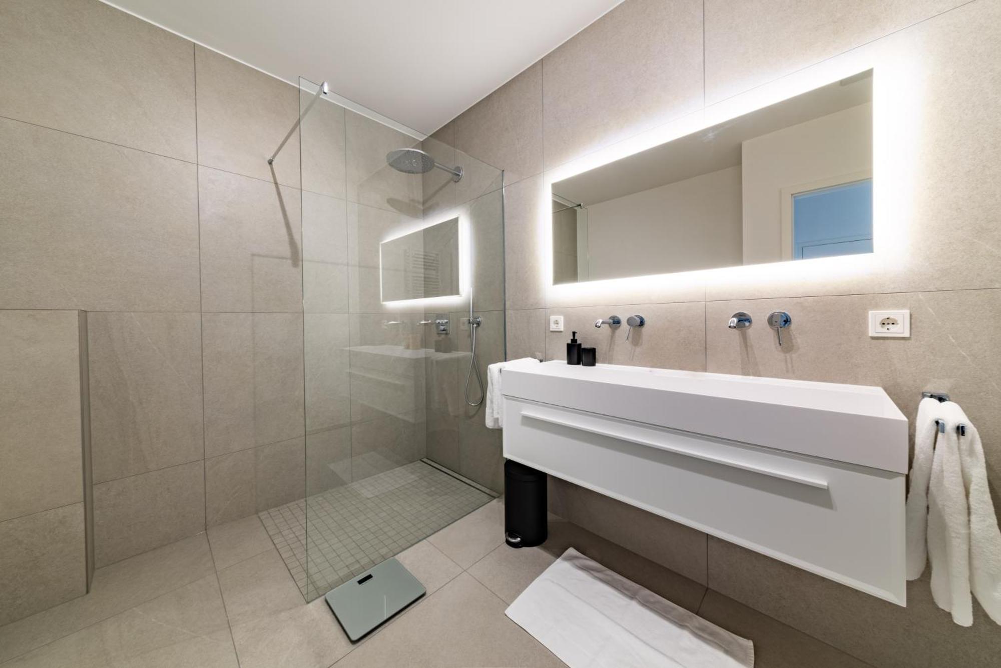 Halternative Residence Renaissance Luxembourg Ngoại thất bức ảnh