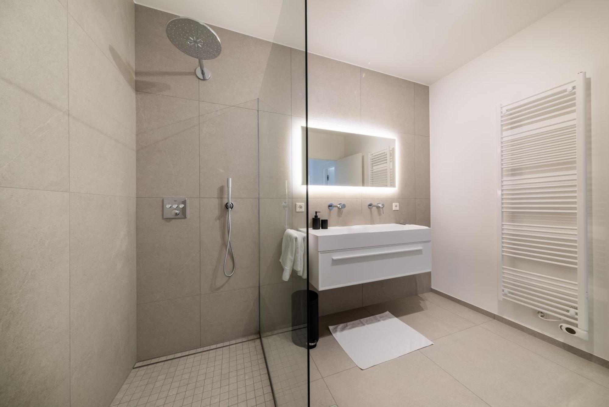 Halternative Residence Renaissance Luxembourg Ngoại thất bức ảnh
